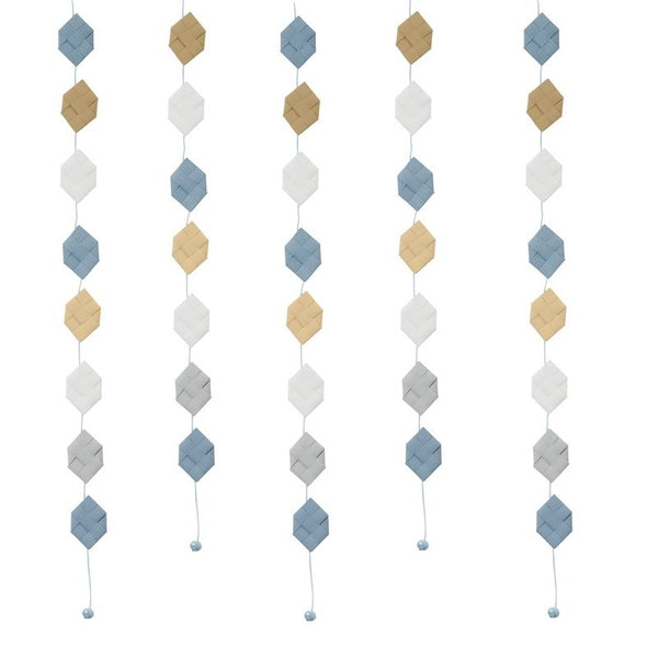 White & Gray Blue prism garland no 18