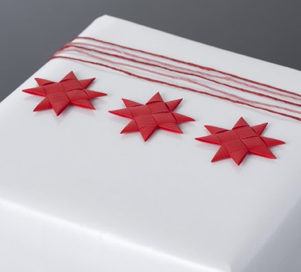 Red flat star with tape S - 12 pcs