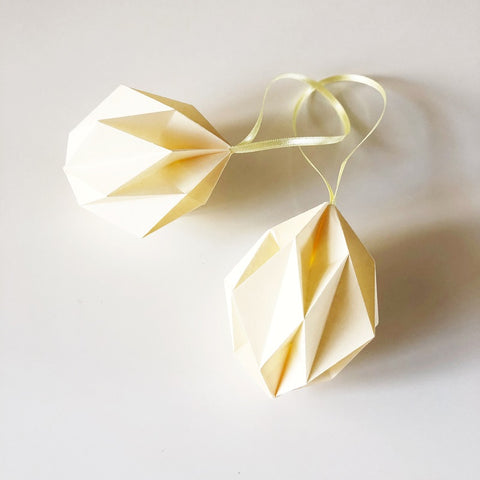 Soft yellow origami easter eggs - 2 pcs