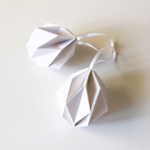 White origami easter eggs - 2 pcs