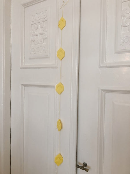 Soft yellow prism garland M - Easter decoration