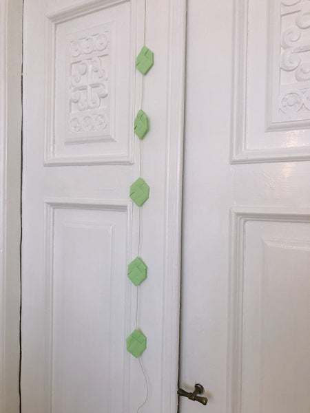 Soft green prism garland M - Easter decoration