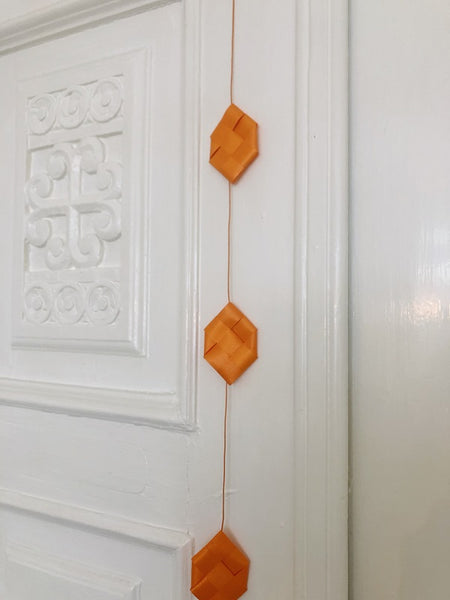 Orange prism garland M - Easter decoration